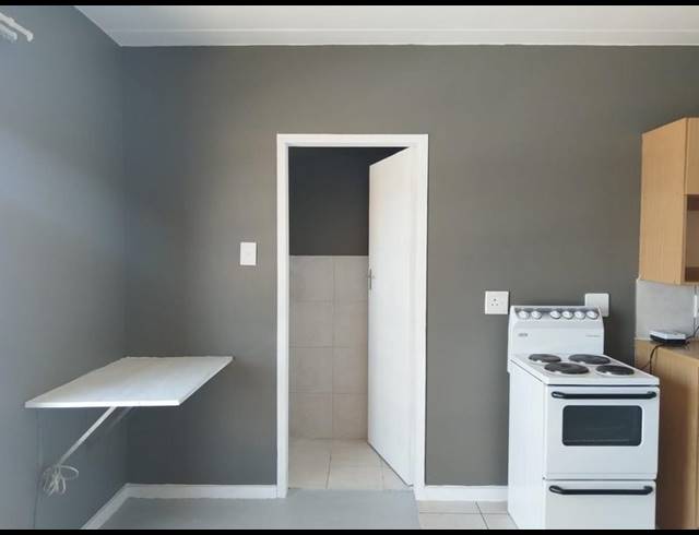 1 BEDROOM APARTMENT FOR SALE IN KANNONIERS PARK